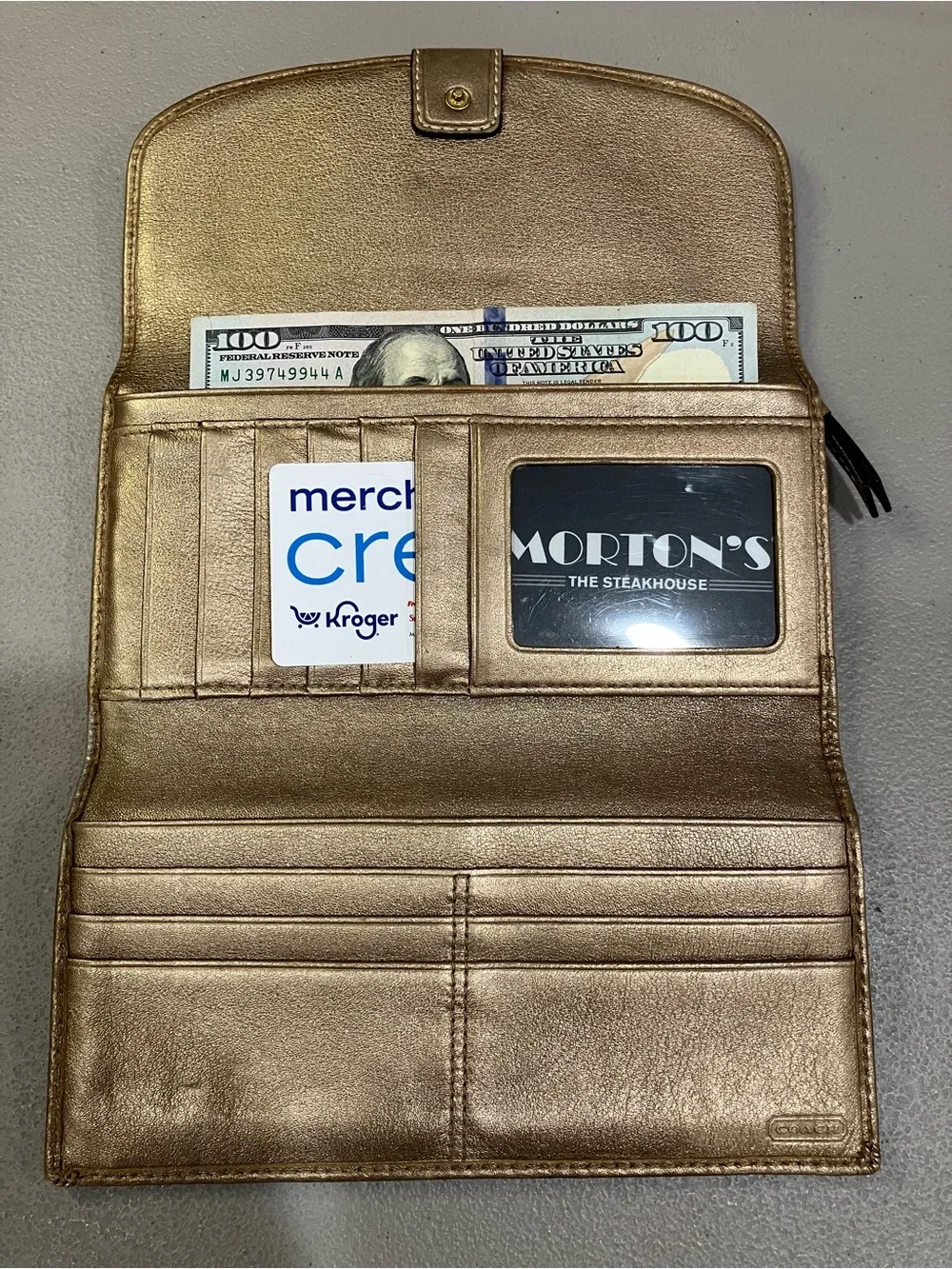 EUC Coach Beige Signature Canvas Buckle Wallet